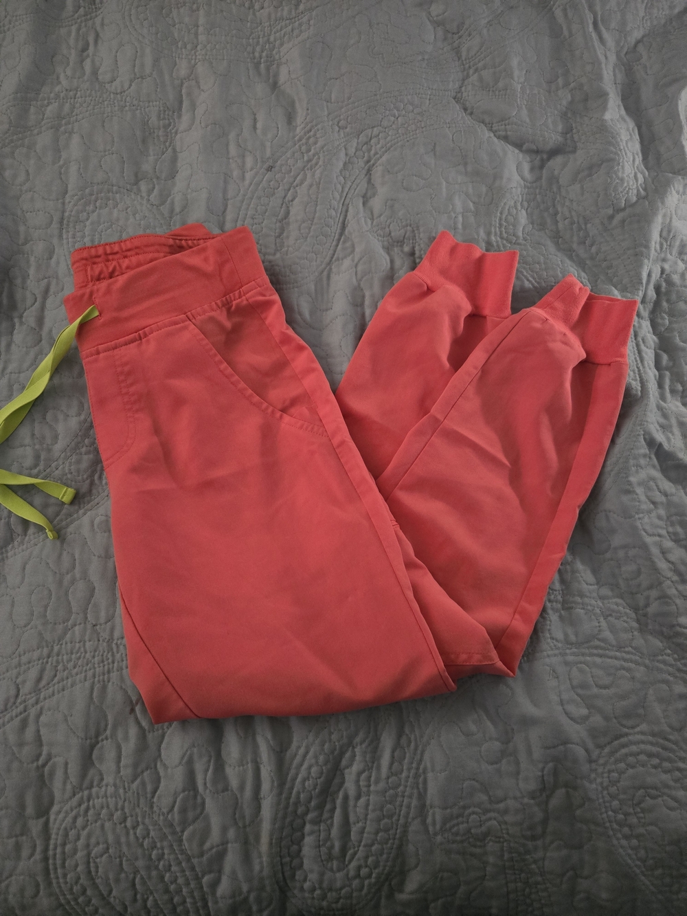 Figs Womens Zamora Jogger Scrub Pants Size XXS Petite Hot Coral Color